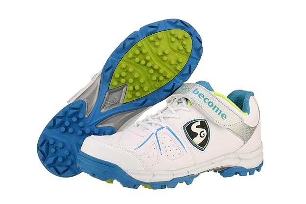 SG Hilite Stud Cricket Shoes